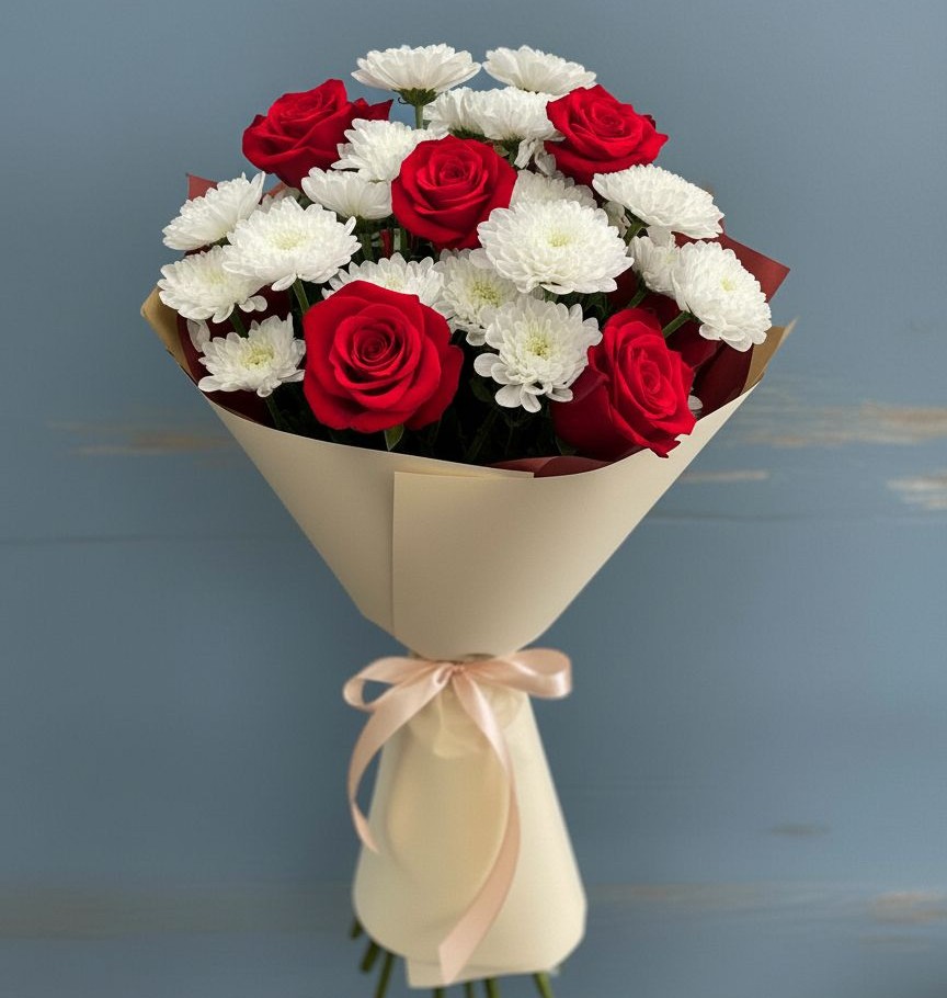 Букет цветов из: Розы и Хризантемы в Юсьва