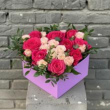 Цветочная композиция из Розы в коробке в Юсьва