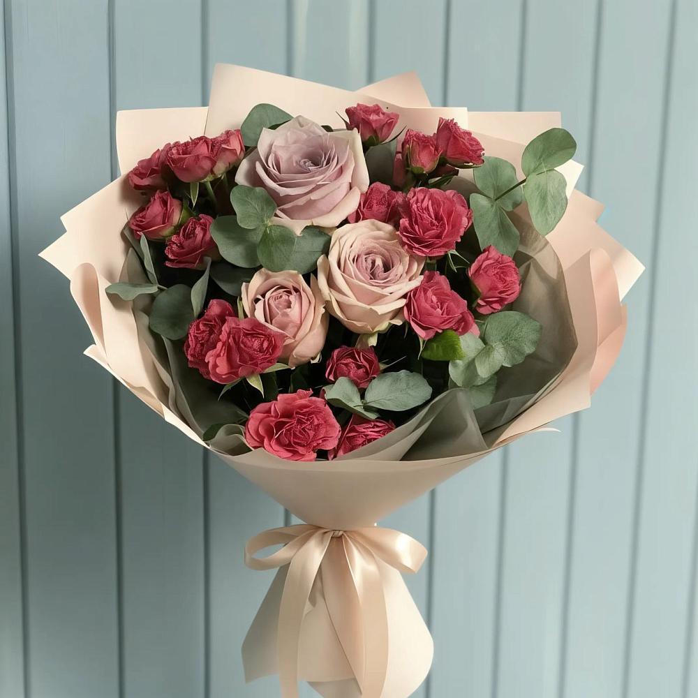 Букет цветов из: Гвоздики и Розы в Юсьва