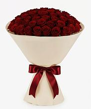 Букет 101 Бордовая роза Блэк Бакарра в Юсьва