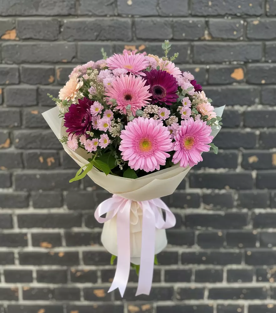 Букет цветов из: Герберы и Хризантемы в Юсьва
