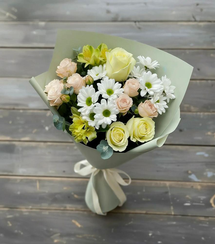 Букет цветов из: Альстромерии, Розы и Хризантемы в Юсьва
