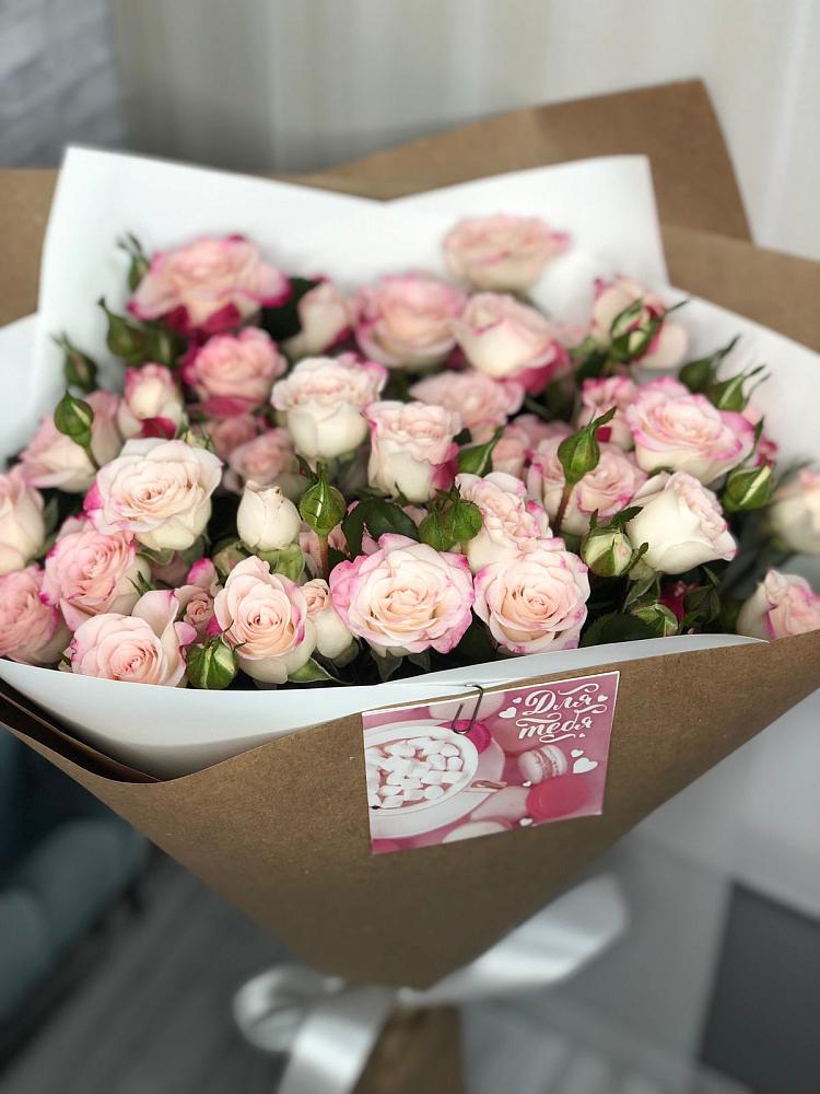 Букет цветов из: Розы в Юсьва