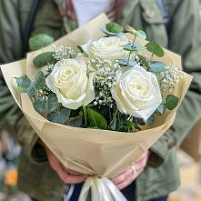 Букет цветов из:  Розы в Юсьва