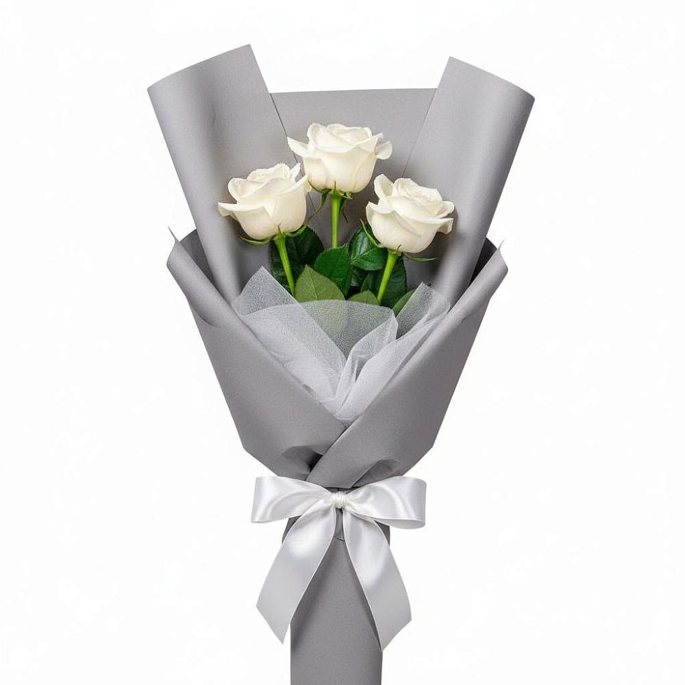 Букет 3 белые розы в Юсьва