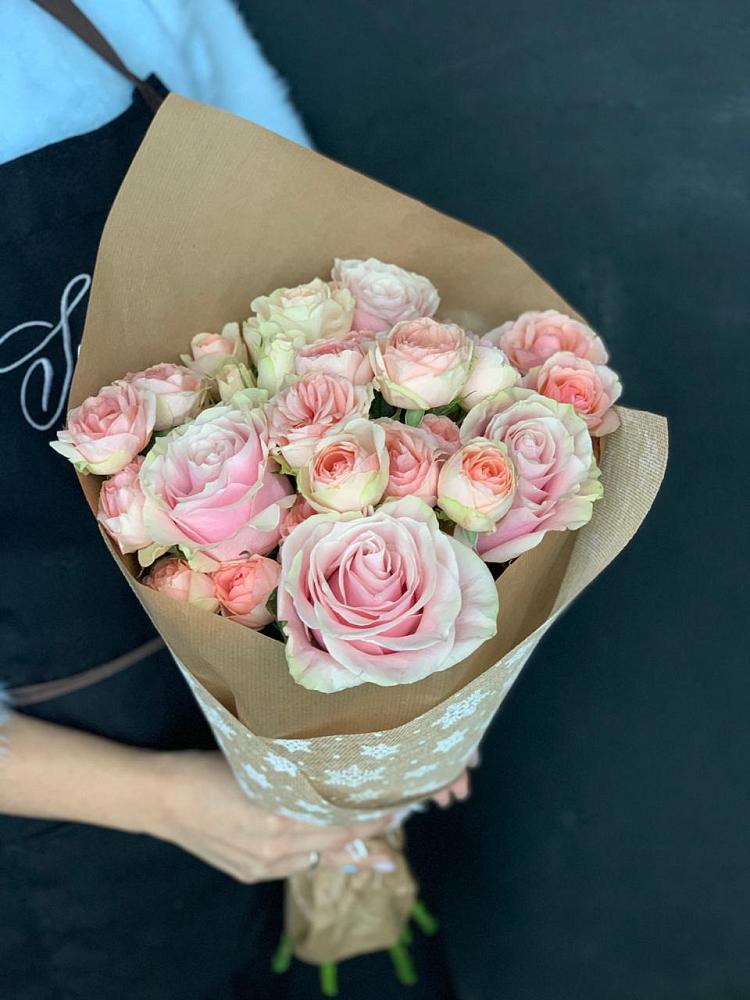 Букет цветов из: Хризантемы и Розы в Юсьва