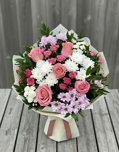 Букет цветов из:  Альстромерии, Гвоздики, Розы и Хризантемы в Юсьва