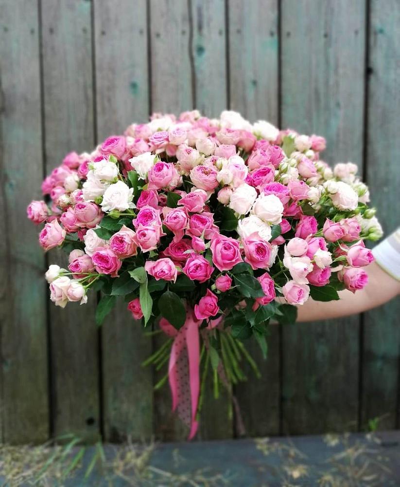 Букет Розовые кустовые розы Натали и Лав Лидия в Юсьва