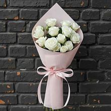 Букет цветов из:  Розы #REPLACE_PRED# Юсьва