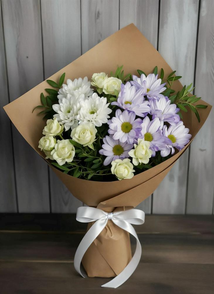 Букет цветов из: Хризантемы и Розы в Юсьва